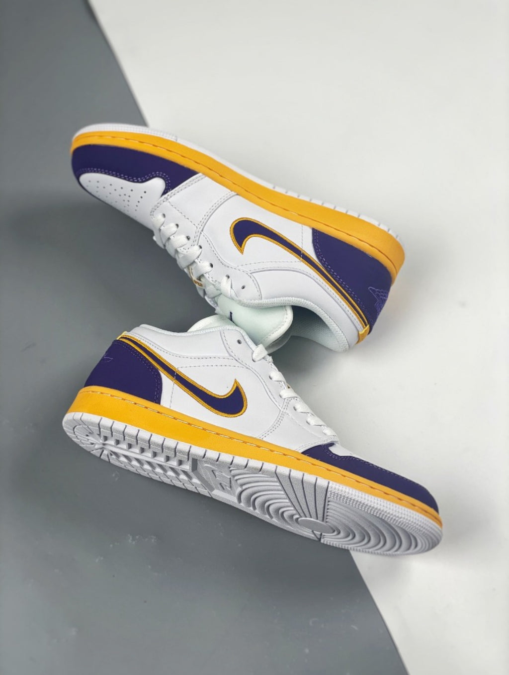 Air Jordan 1 Low supplier